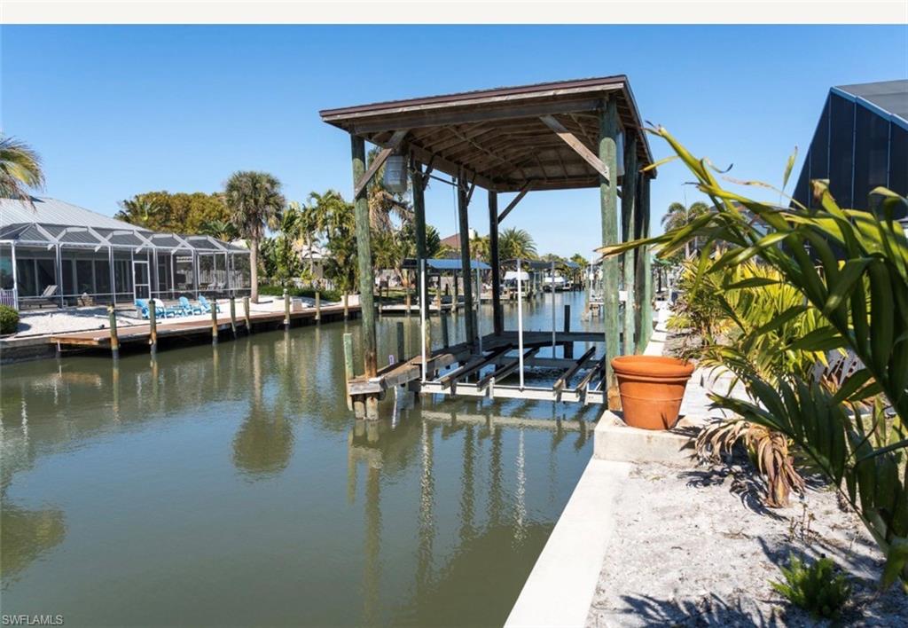 SHELL MOUND PARK - Residential
