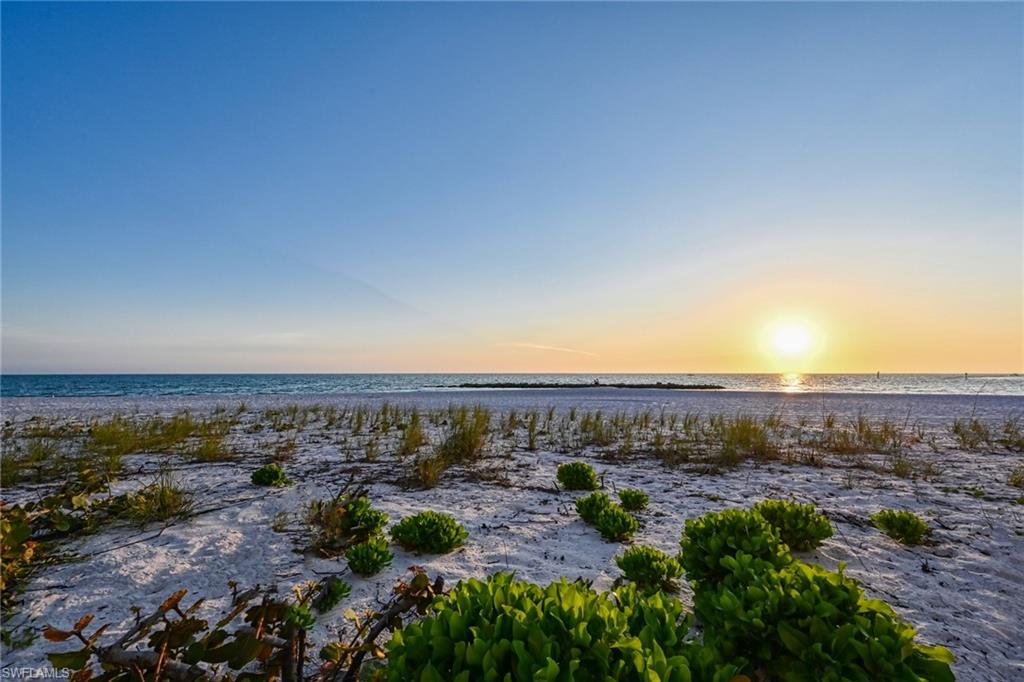 GULF VIEW BEACH CLUB - Residential