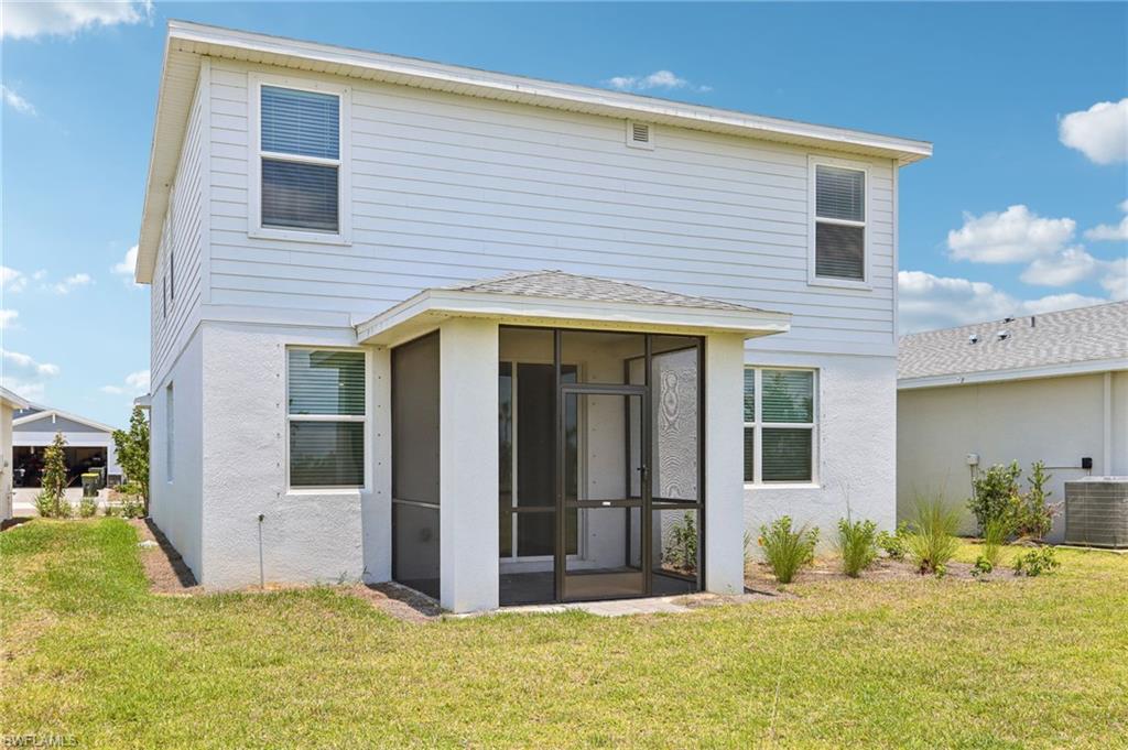 CRESCENT LAKES - Residential