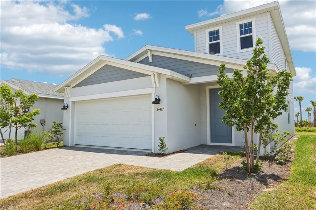 CRESCENT LAKES - Residential