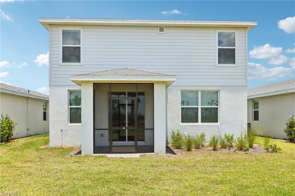 CRESCENT LAKES - Residential