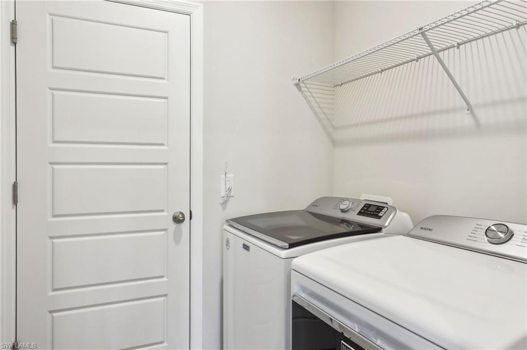 CRESCENT LAKES - Residential