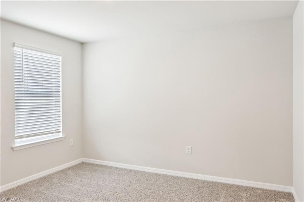 CRESCENT LAKES - Residential