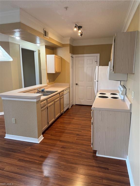 TERRACE - Residential Lease