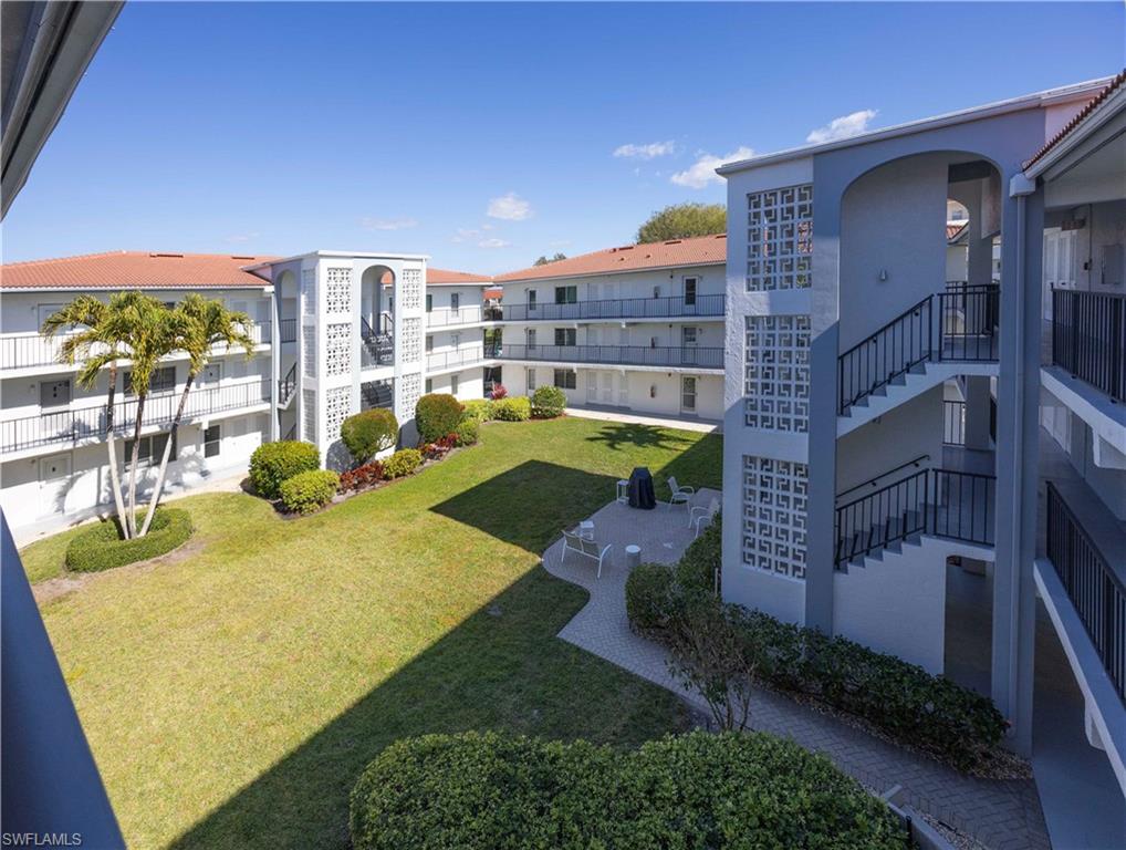 HIGH POINT COUNTRY CLUB - Residential