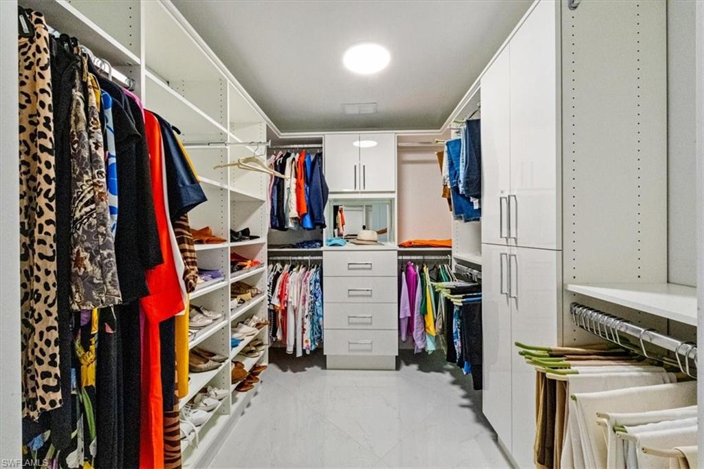 REMINGTON AT BAY COLONY - Residential