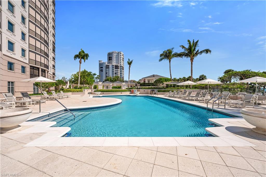 REMINGTON AT BAY COLONY - Residential