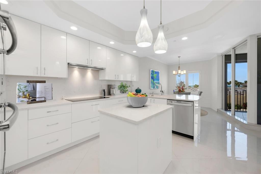 8665 Bay Colony DR 202