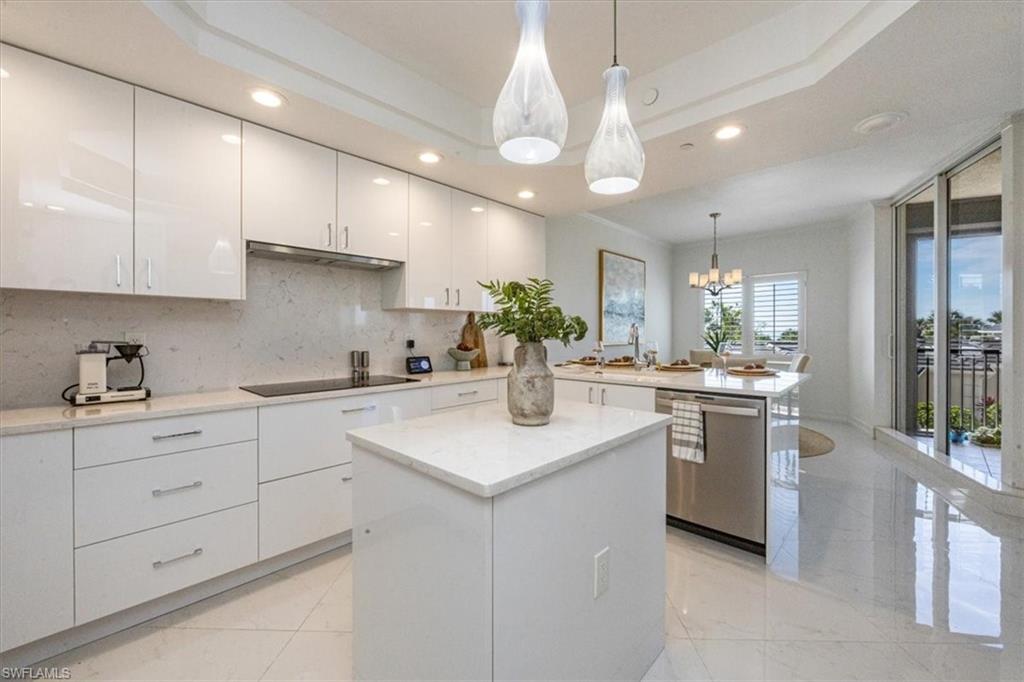 REMINGTON AT BAY COLONY - Residential