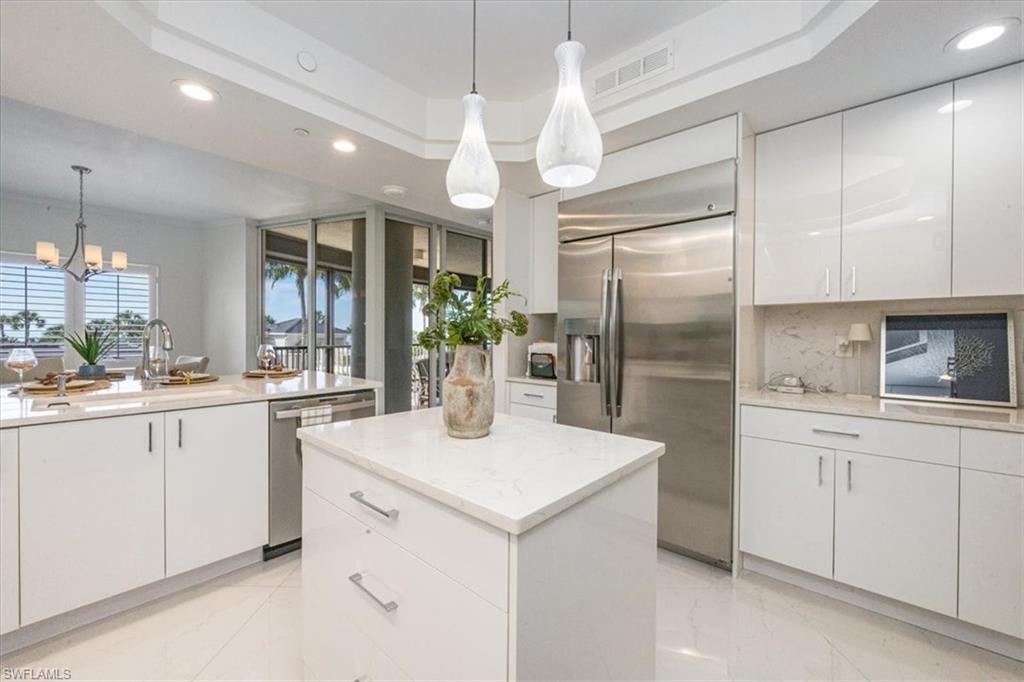 REMINGTON AT BAY COLONY - Residential