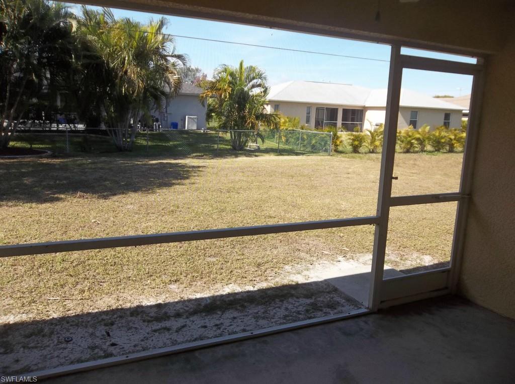 CAPE CORAL - Residential