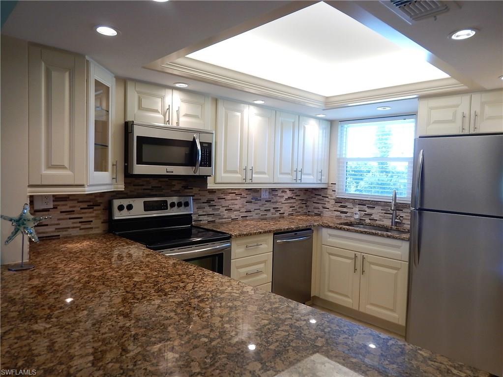 HIGH POINT COUNTRY CLUB - Residential