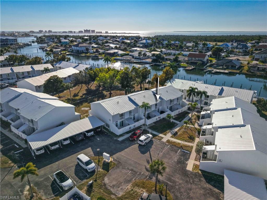 BOARDWALK CAPER - Residential