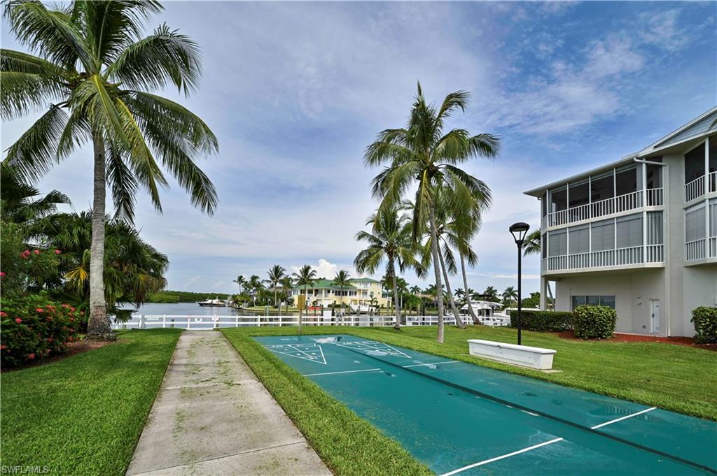 BOARDWALK CAPER - Residential