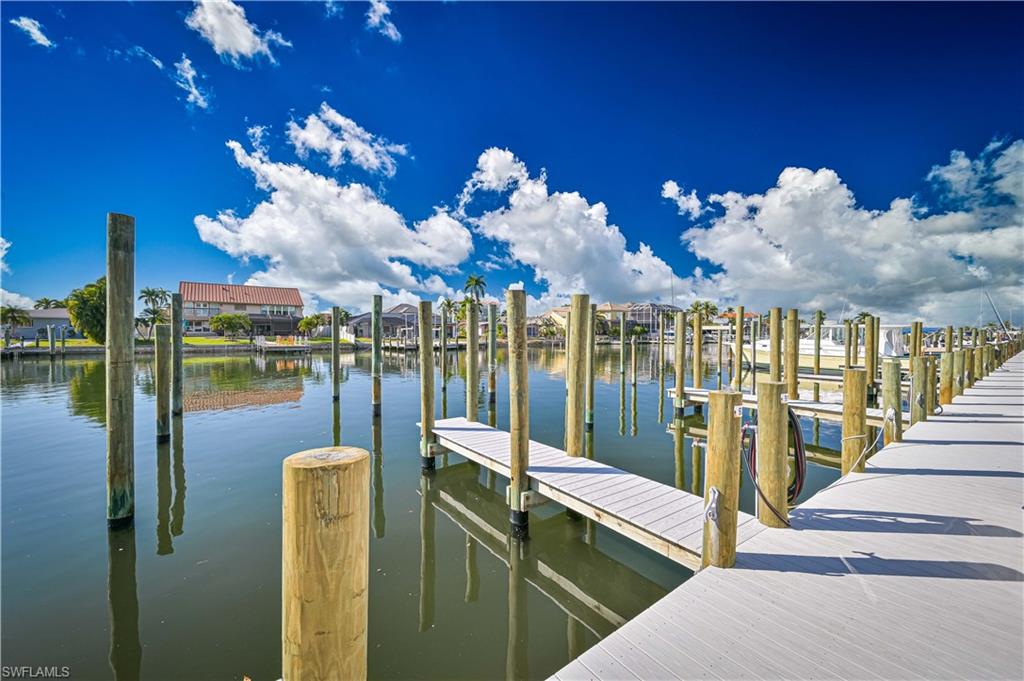 BOARDWALK CAPER - Residential