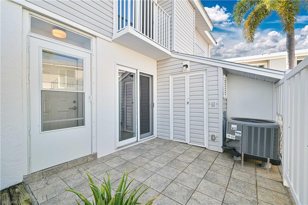 BOARDWALK CAPER - Residential