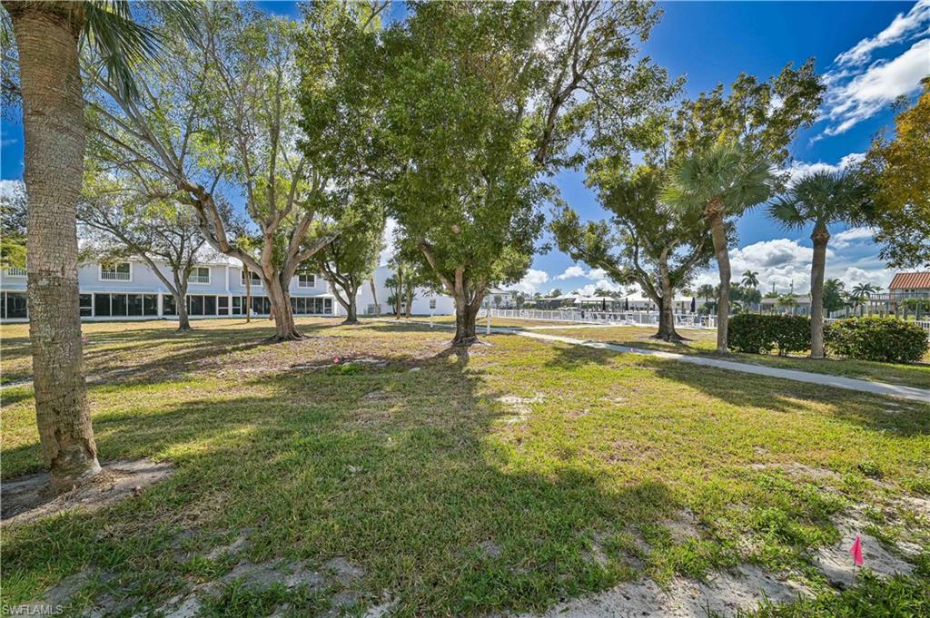 BOARDWALK CAPER - Residential