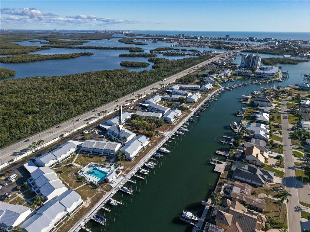 BOARDWALK CAPER - Residential