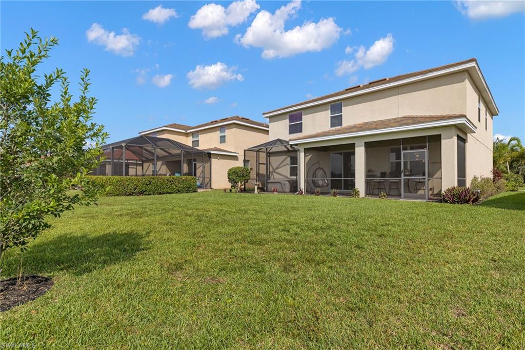 HAMPTON LAKES - Residential