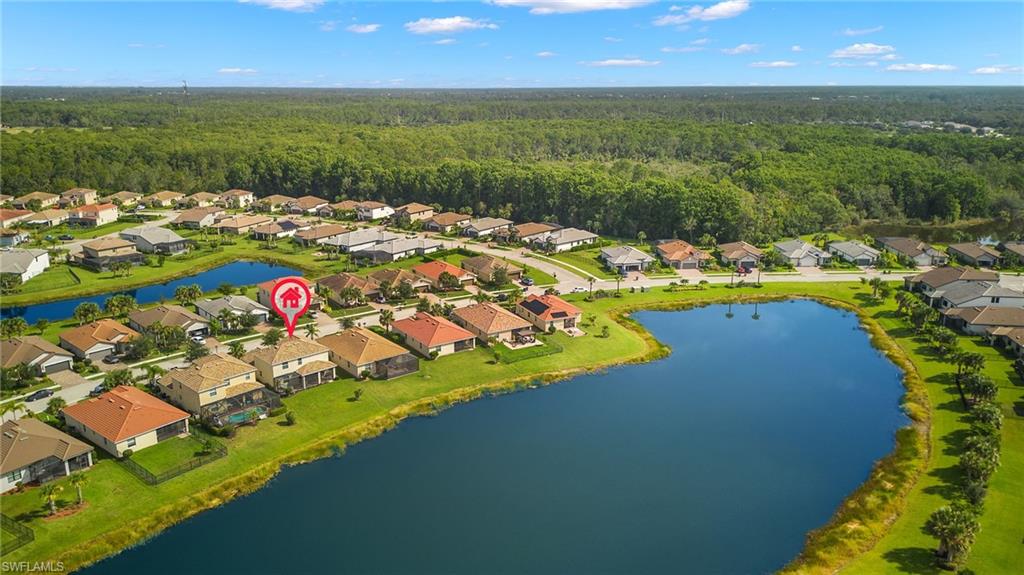 HAMPTON LAKES - Residential