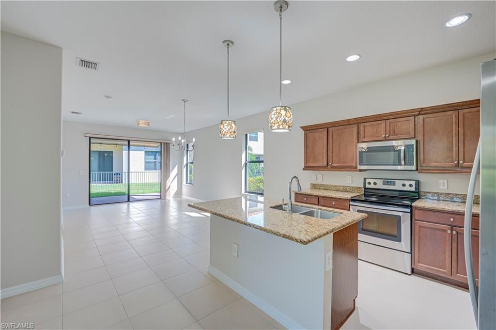 5422 Useppa DR