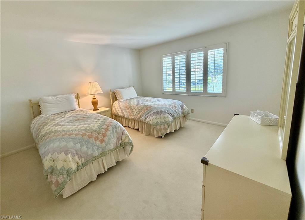 GLADES COUNTRY CLUB - Residential