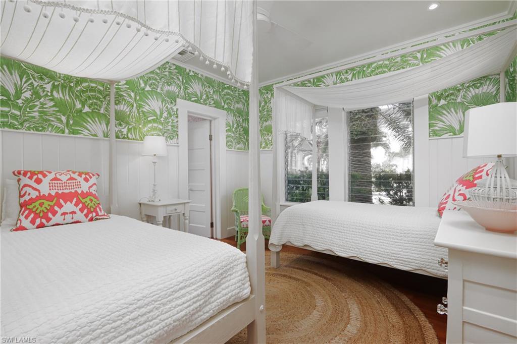 OLDE NAPLES - Residential Lease