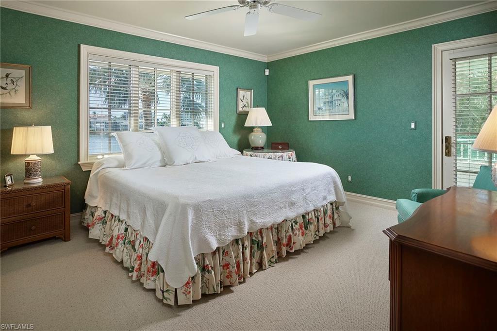 MOORINGS - Residential