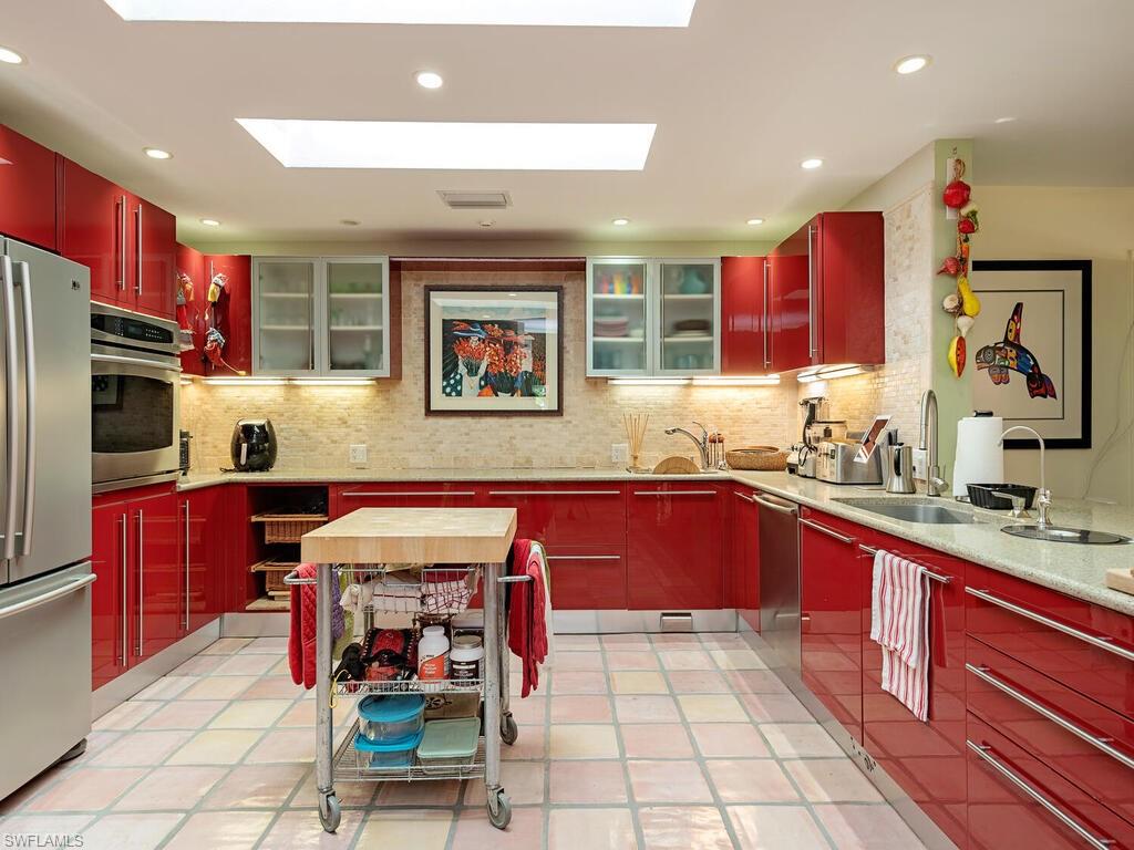 PINE RIDGE - Residential