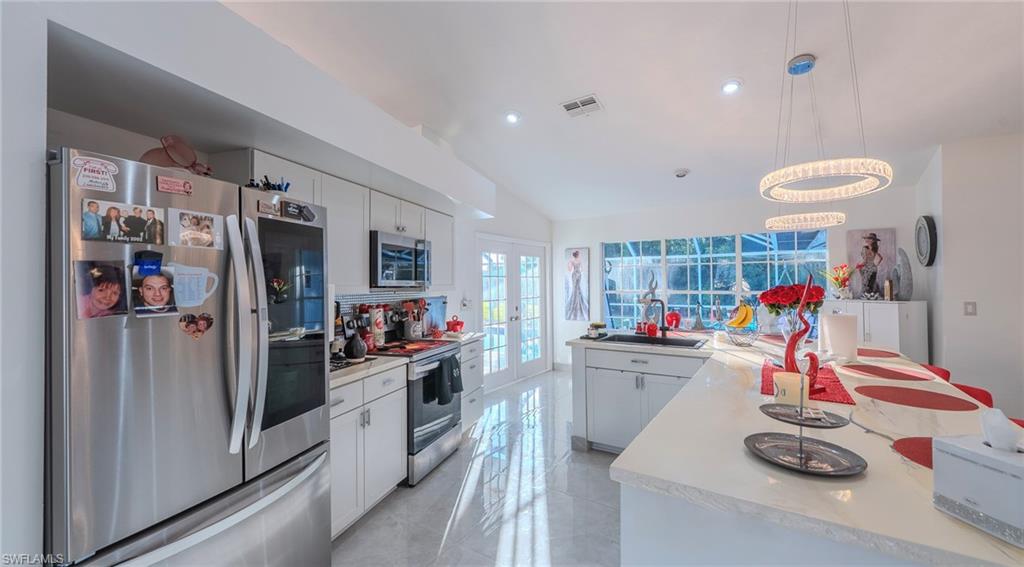 FOUNTAIN LAKES - Residential