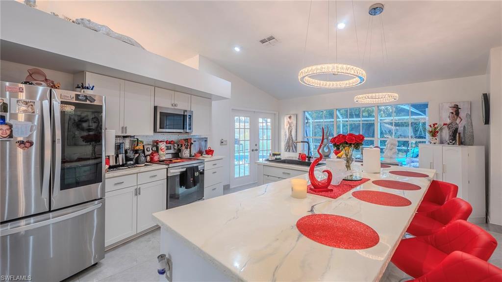 FOUNTAIN LAKES - Residential