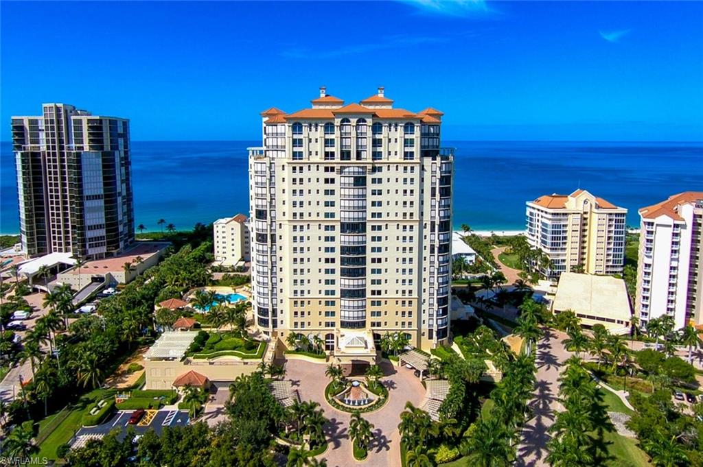 SEASONS AT NAPLES CAY - Residential