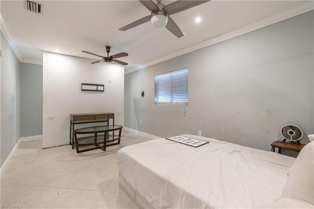 TROPIC ISLES - Residential