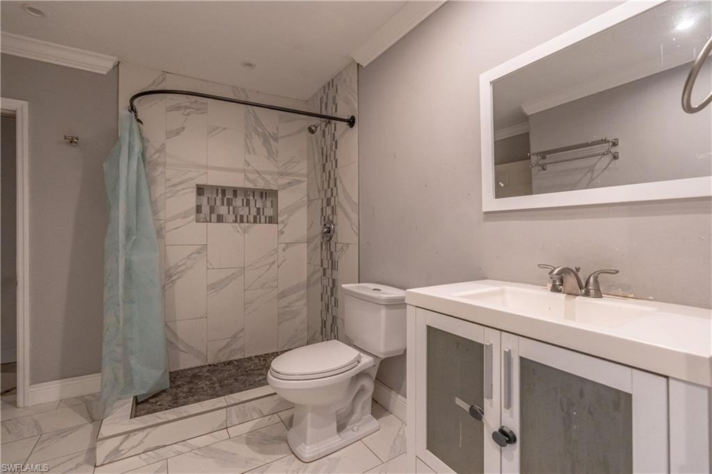 TROPIC ISLES - Residential