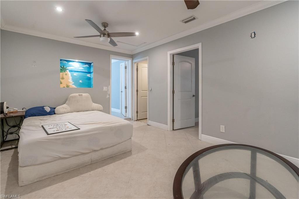 TROPIC ISLES - Residential