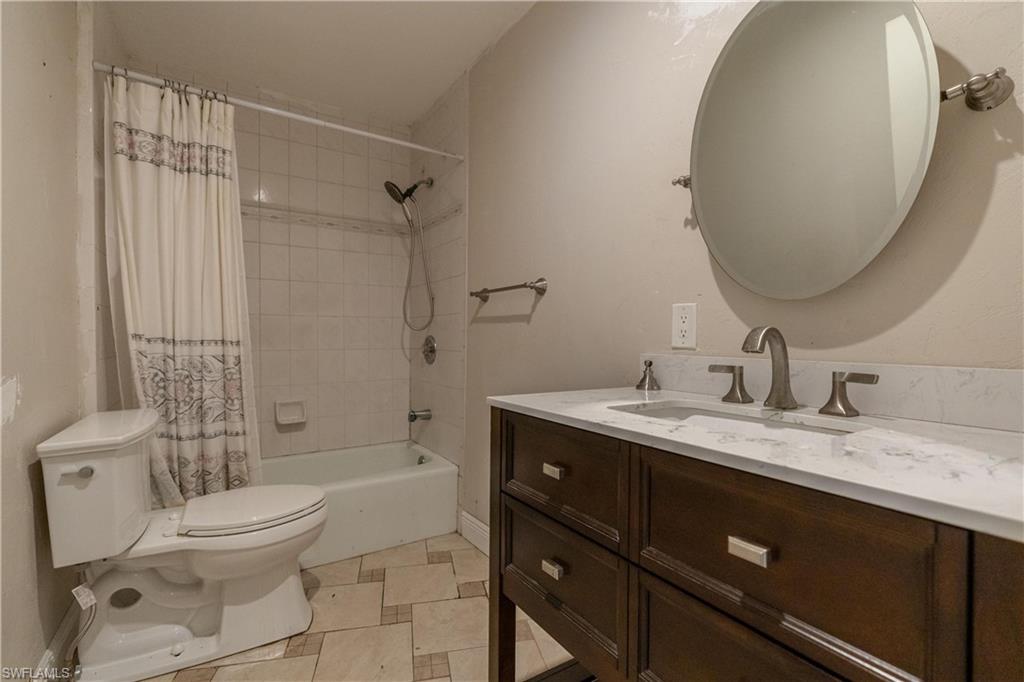 TROPIC ISLES - Residential