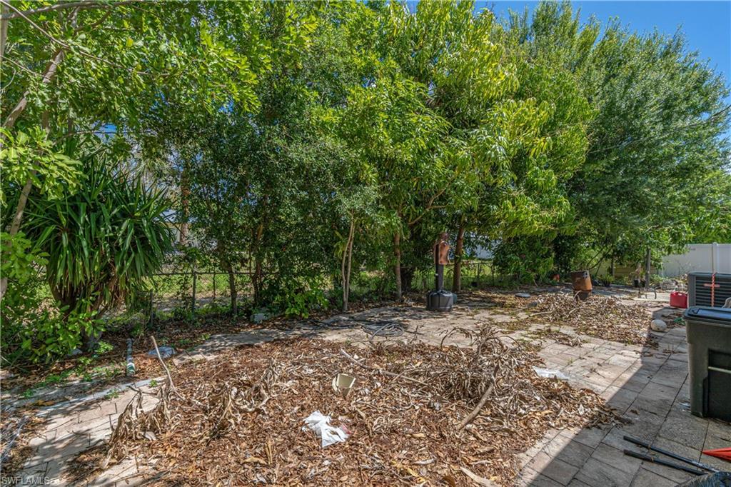 TROPIC ISLES - Residential