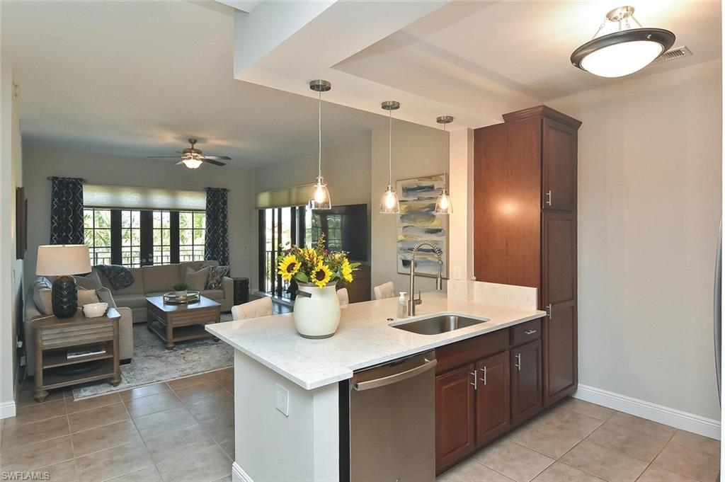 THE RESIDENCES AT COCONUT POINT - Residential