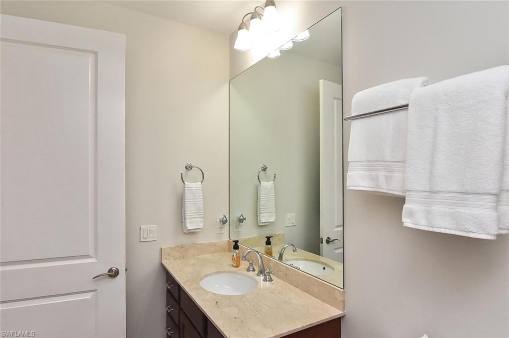 THE RESIDENCES AT COCONUT POINT - Residential