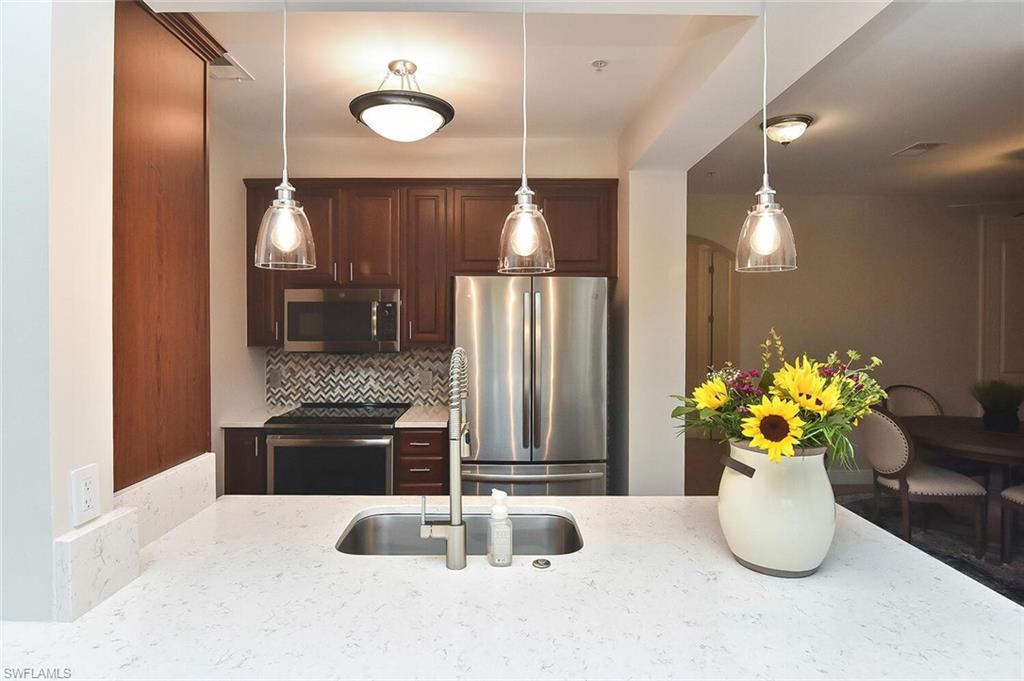 THE RESIDENCES AT COCONUT POINT - Residential