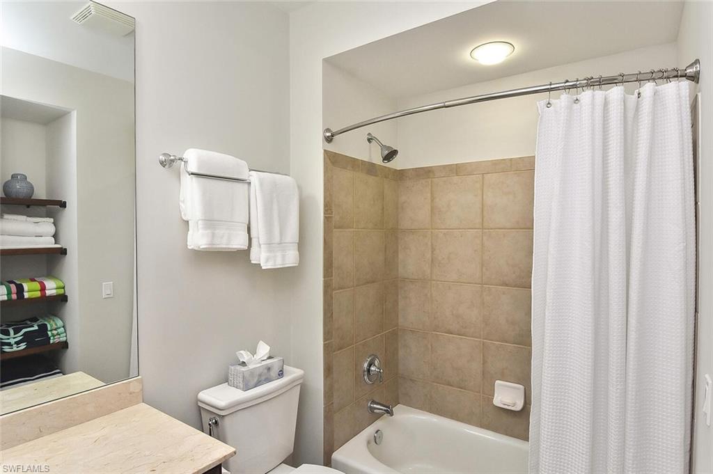 THE RESIDENCES AT COCONUT POINT - Residential