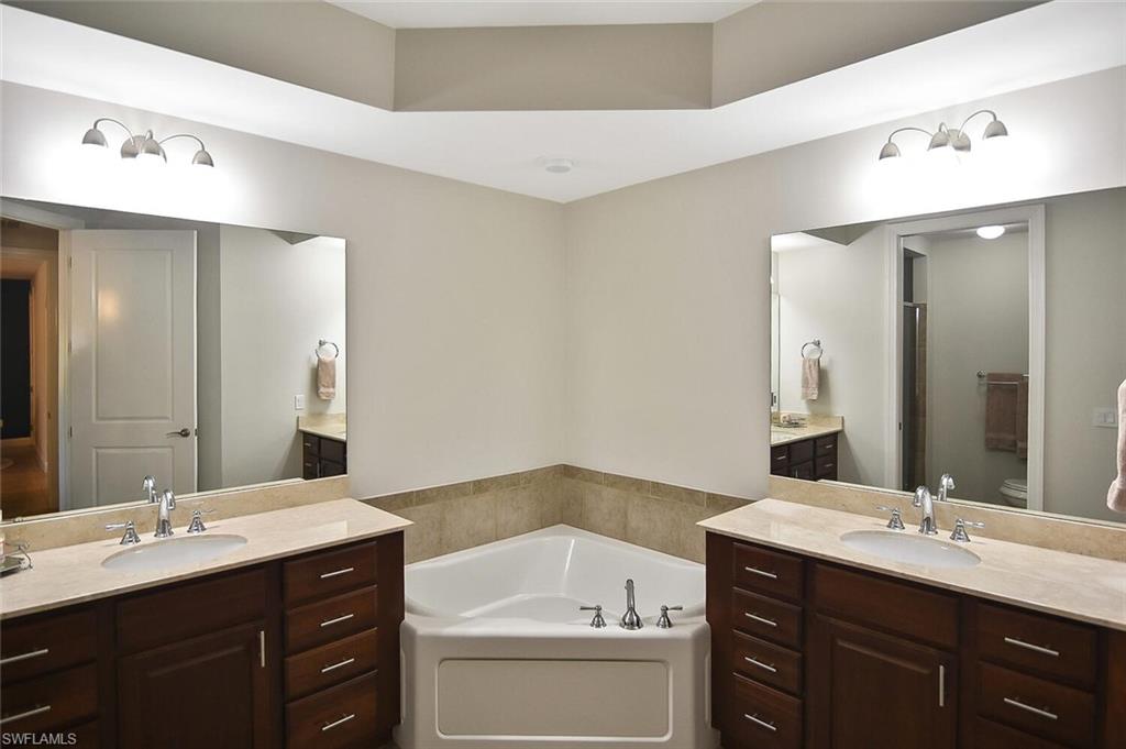 THE RESIDENCES AT COCONUT POINT - Residential