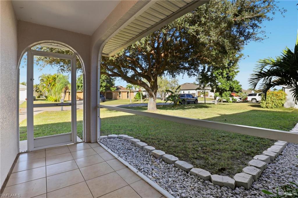 CAPE CORAL - Residential