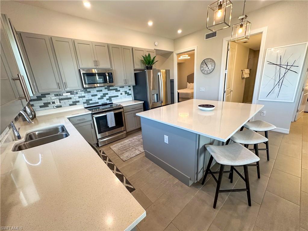 ANTILLES - Residential Lease