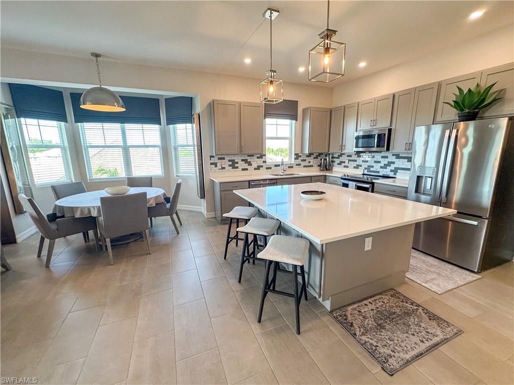 ANTILLES - Residential Lease