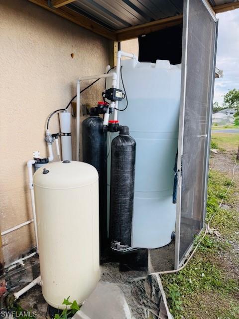 GOLDEN GATE ESTATES - Residential