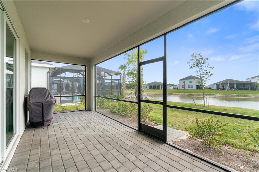 TUCKERS COVE - Residential