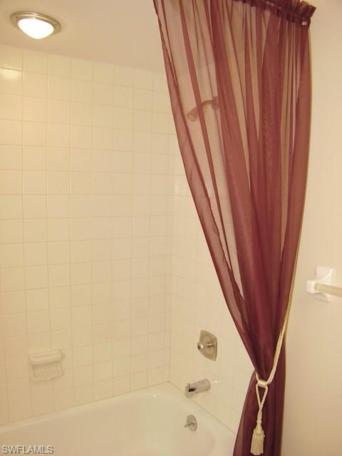 WHISKEY CREEK VILLAGE GREEN - Residential