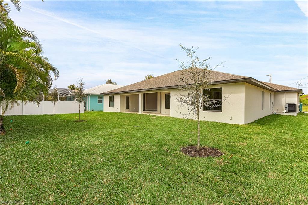 CAPE CORAL - Residential