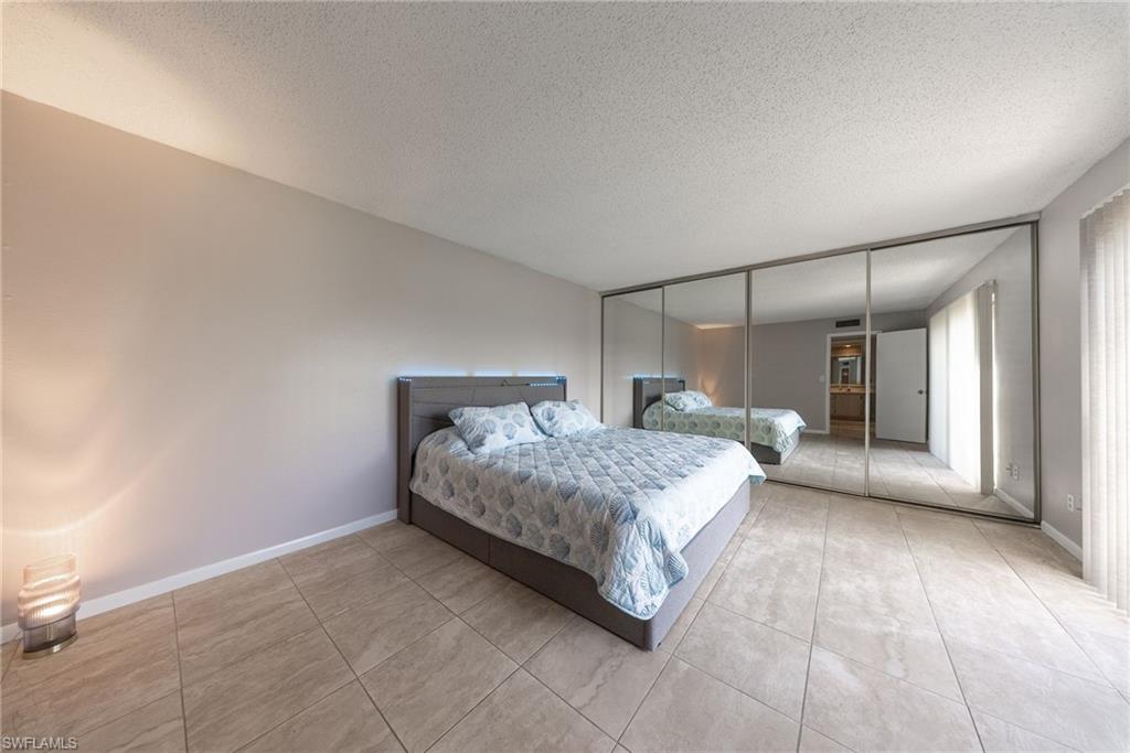 PARKWOOD VILLAS - Residential